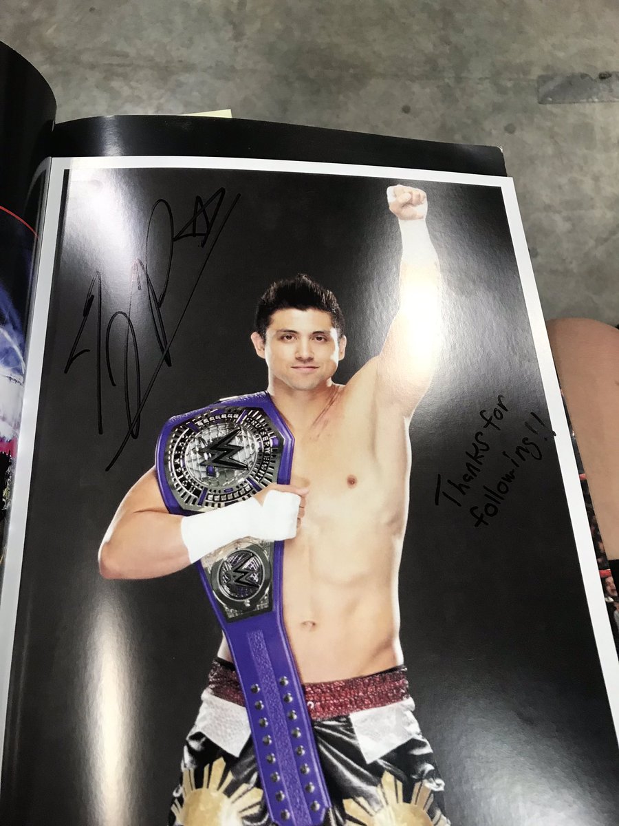 Aislee Trachta tweet media