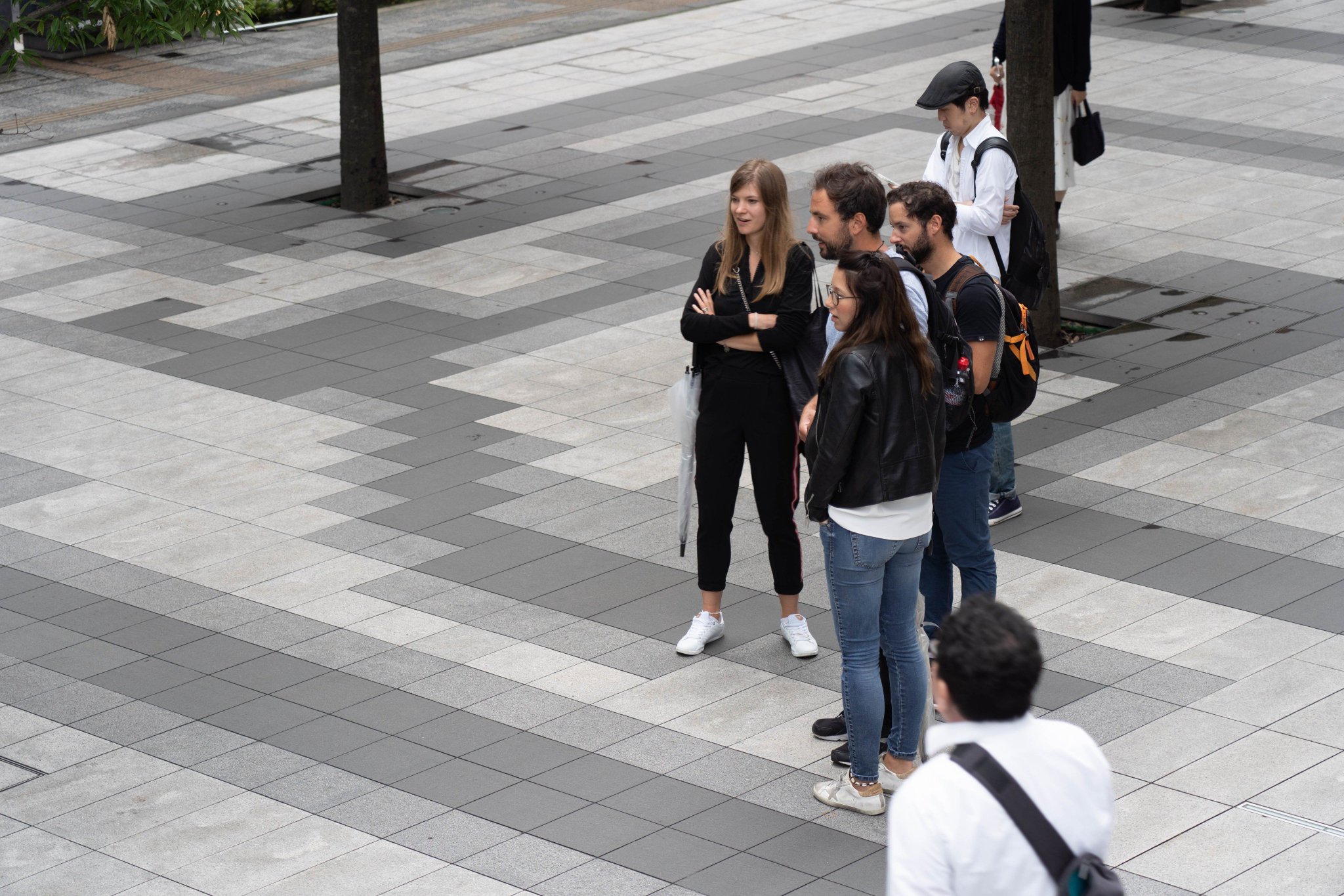 日本人 秋葉原の外国人観光客に痴態を晒してしまうwww えのげ 日本人 秋葉原の外国人観光客に痴態を晒してしまうwww えのげ