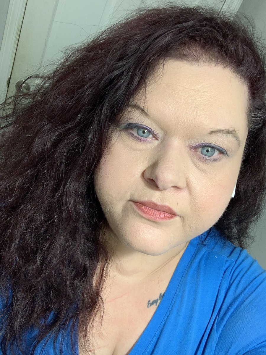 raisingbassbrat's tweet photo. I donโt feel like Iโll be 40 in less than 4 months, BUT itโs coming for me! #almost40 #scorpio #november #bornin1979 #overthehill #bringonfall #notfeelingit #old #oldasdirt #thatfro #curlynaturalhair #curlyhair #blueeyes #nofilter #bringonthewrinkles #friday #fridaymood #fridays https://t.co/PW6gx369WO