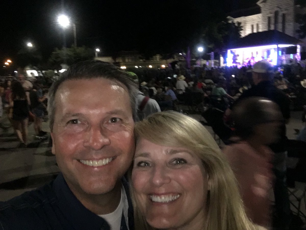 BradBuckleyDVM's tweet photo. Moe Bandy and Johnny Bush on the square in Lampasas tonight!  #springho #txlege #hd54 https://t.co/HB7S9HJqec