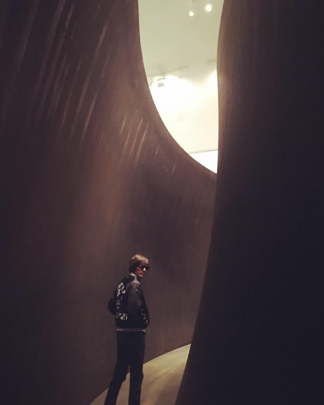 N_Fraiture's tweet photo. Album cover? In the Richard Serra labyrinth sculptures @MuseoGuggenheim! 
Thank you Bilbao! The @bilbaobbklive show, the museums, the food, the people.. there is a beautiful espíritu here that’s hard to leave 🙏♥️ (📷 x Pierre Fraiture) https://t.co/6HVOXtvs7c