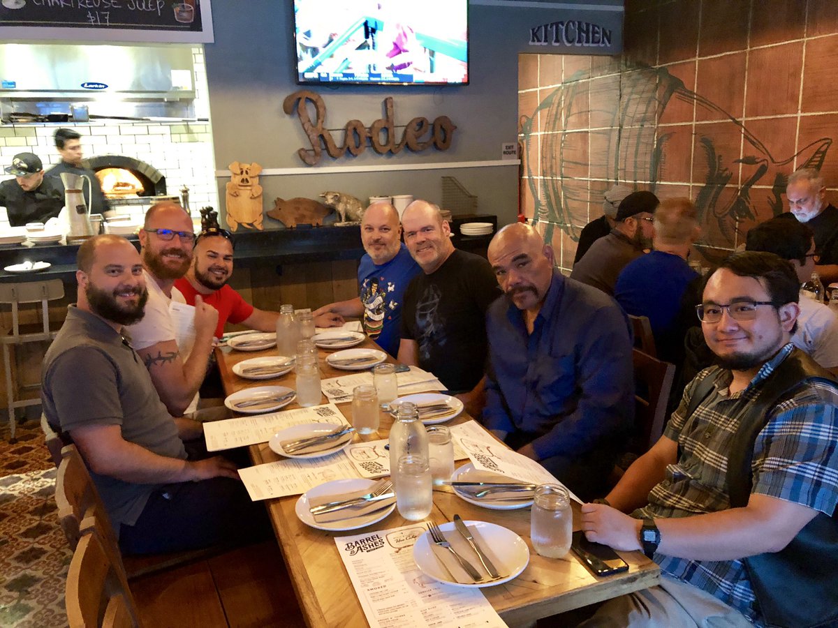 bears_la's tweet photo. Thank you to everyone who came out to the @bears_la dinner! And thank you Jason Blais Simarano and @barrelandashes for amazing &amp; delicious out of this world bbq! #BearsLA #BarrelandAshes https://t.co/TcExratUzD