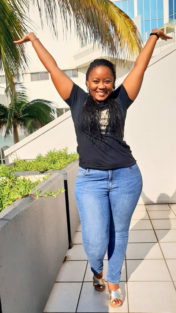 Letsang's tweet photo. 35 is a number.. It is experience, it is pain, trauma, healing, love, learning and growing and glowing the fuck up... 35 is a dawning... A rising of the fucking sun in your life. It is I, I am 35. #IAm35 https://t.co/VjwaSUpISR