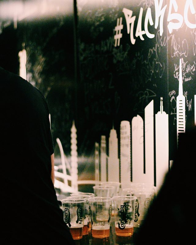 rackshk's tweet photo. Happy Hour beer pong?
.
$250 a game of #beerpong (6 bottles of Carlsberg or
Kronnenbourg 1664)! Come through.
#WeR #RacksCity
.
.
.
.
.
.
.
.
.
#rackshk #hongkong #thursday #preweekend #mood #goodtimes #hongkong #hk #lkf #bar #thursdaymood #nightlife #bi… https://t.co/cRaxwxUP9X https://t.co/t36vNNxuG4