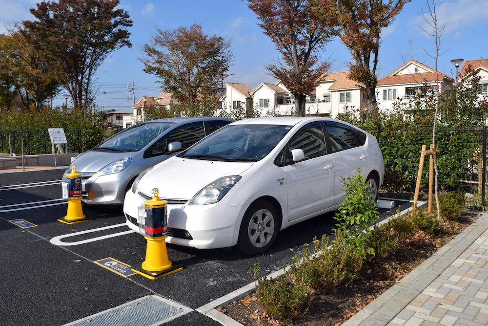 Japonya'da bir araç paylaşım firması bazı müşterilerinin arabaları kiralayıp hiç kullanmadığını farkeder ve bunun nedenini araştırmaya koyulur...

Devamı için ⤵