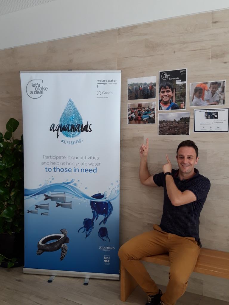 ANeedham_BH's tweet photo. Look what just arrived at #LosAmigosBeachClub! Our partnership with We Are Water is working to bring awareness to clean water usage and teach the next generation 💧 #DiamondGoGreen https://t.co/dd1p4f2wi9 https://t.co/O8HMnSig2N