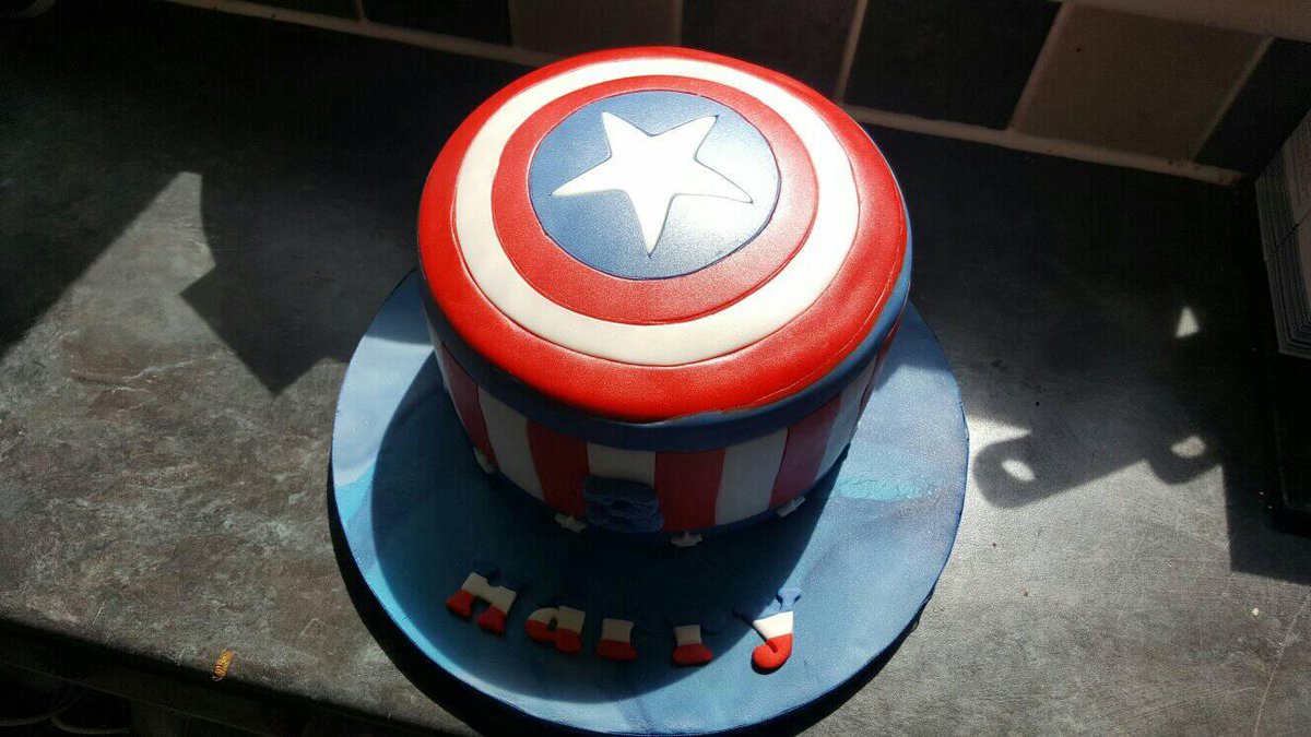 We've decided to go all out Marvel for this Captain America cake. #burnley #cakes #fondantcake #shield #marvel #CaptainAmerica