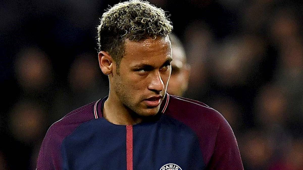 📰[AS] | Barça to offer PSG list of 4 players in Neymar deal. 

🔶Barça are prepared to list 4 players, with PSG having the option to choose 3 in exchange for Neymar, plus, an agreed fee.

🔷Coutinho, Dembélé, Semedo and Umtiti could be used in negotiations between Barça and PSG.