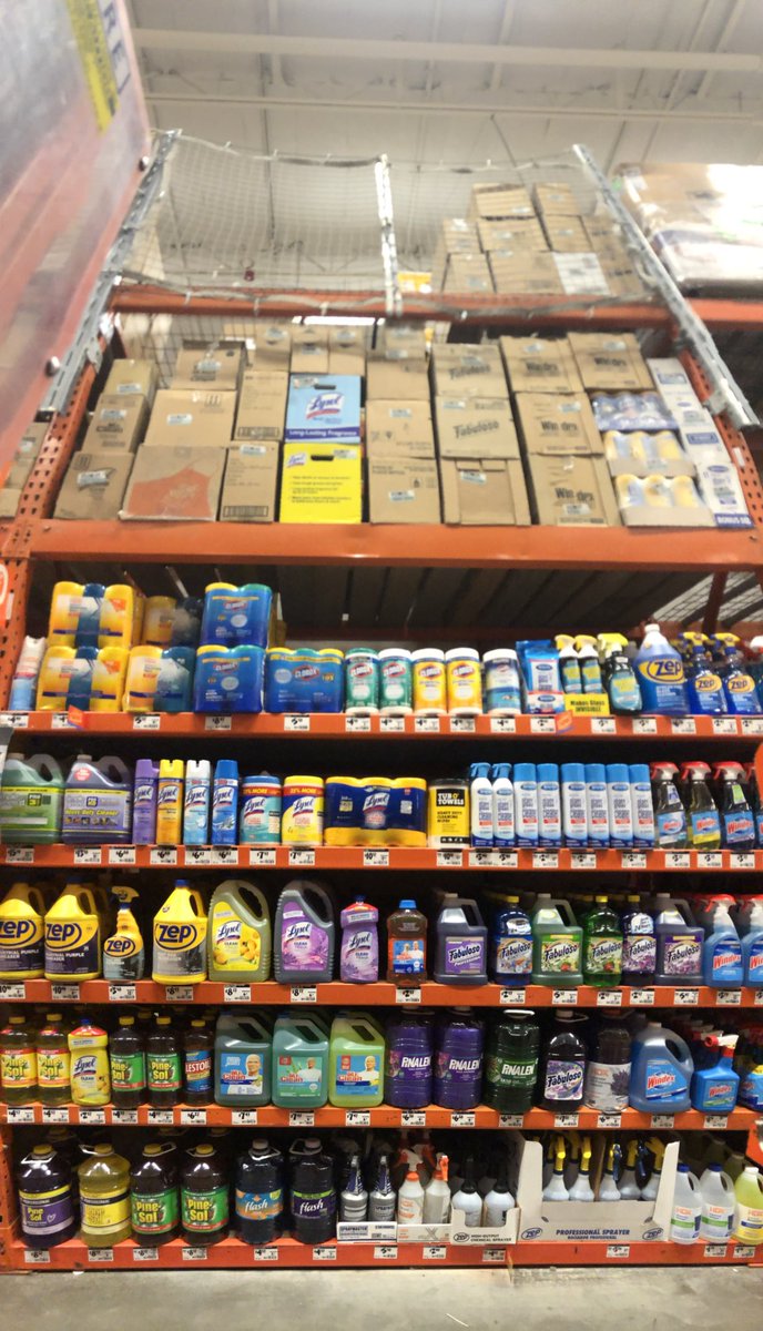 fabiolaadrianaa's tweet photo. WOAH. Between helping customers &amp; purging 3 bays my day went by pretty fast. I didn’t take before pictures but I can tell you that there is a heck of a difference in these bays ! Shout out to my co worker Kendrick for helping me before his shift ended.Aisle 4 is def a challenge😬 https://t.co/u8n6HjEIiS