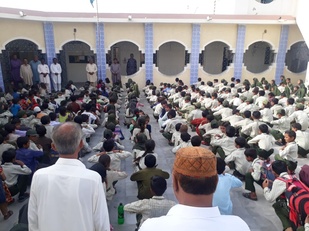 TharEduAlliance's tweet photo. Sindh needs such education
GBPS Menghwar Colony Mithi. That’s assembly view let’s appreciate IBA Pass Head Mr #Naresh_Kumar who has uplifted this school . #LetsEducateSindh
@JamilMemon
@HanifSamoon1 https://t.co/qLsjJxKeAT