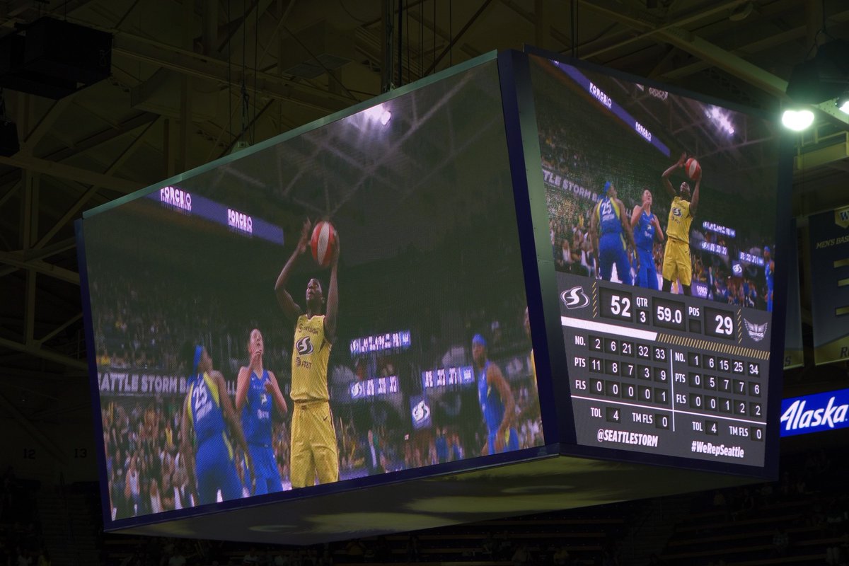TylerNicholas_'s tweet photo. Ran camera again tonight for @seattlestorm's 95-81 win against Dallas.  What a great game! #WeRepSeattle https://t.co/FnOstVbtvh