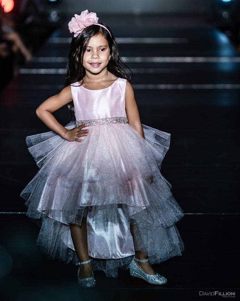 CanadianAsianFW's tweet photo. Canadian Asian Fashion Week SS2019
Westin Harbour Castle Hotel Toronto https://t.co/HPVgYcMuUX