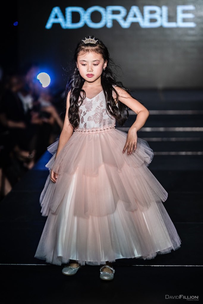 CanadianAsianFW's tweet photo. Canadian Asian Fashion Week SS2019
Westin Harbour Castle Hotel Toronto https://t.co/HPVgYcMuUX