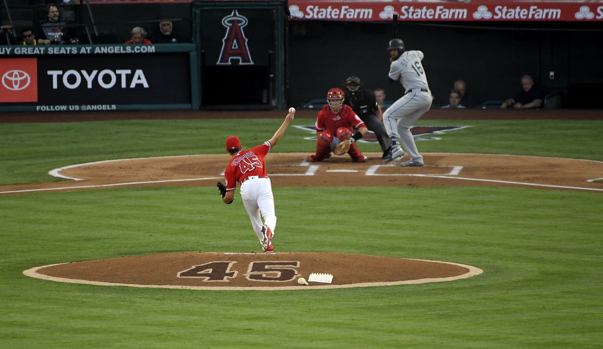 All for Tyler ❤️

- Combined no hitter
- 13-0 win
- No. 45 on every jersey
- Mom with perfect strike first pitch

Angels left it all on the field