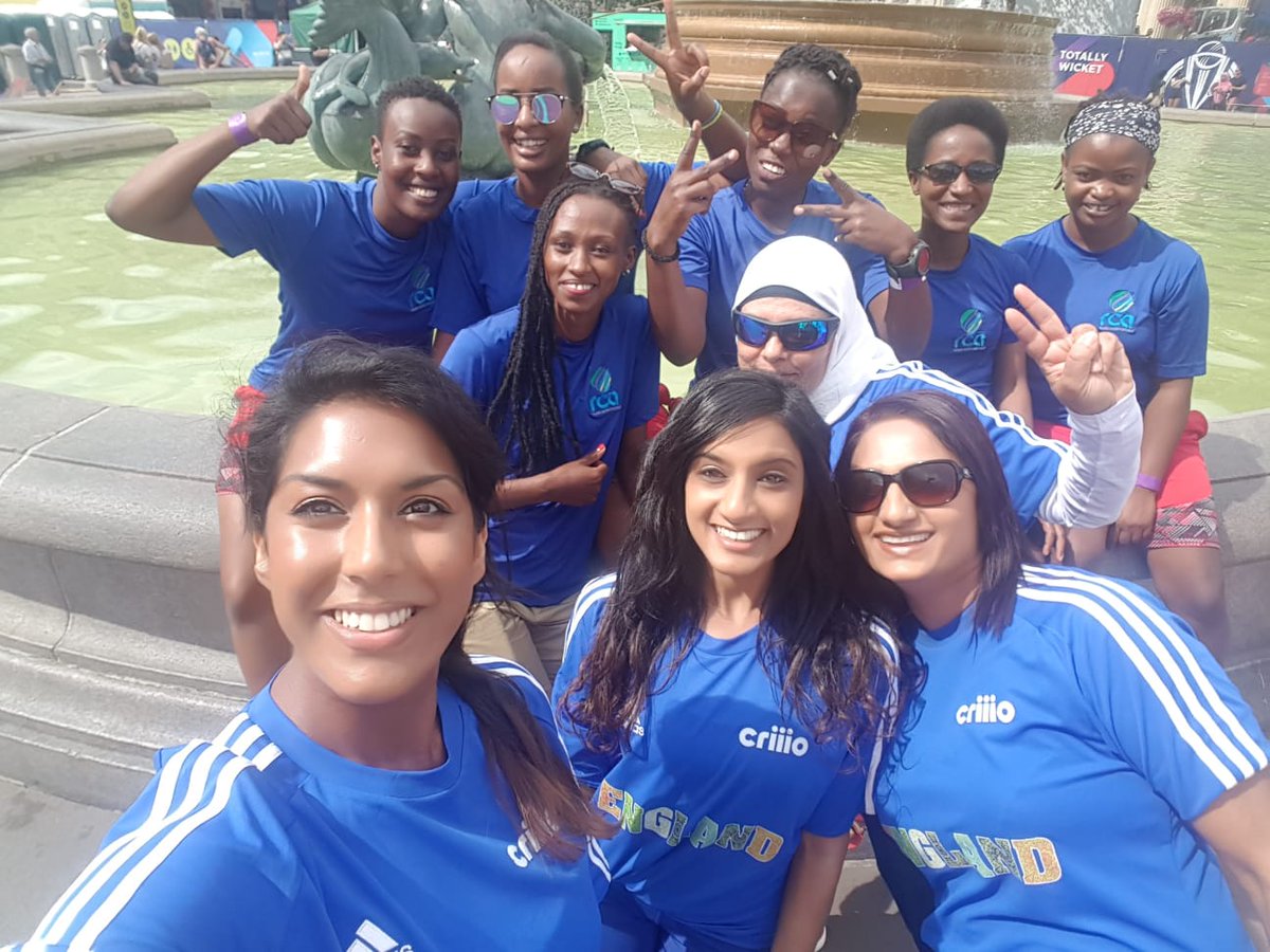 DelphineMurere's tweet photo. Cricket is part of  my life
Anytime,anywhere,anyone this time@trafalgalsquare London #criio #cricketbuidshope  #visitrwanda @RwaCricketAssoc @RwandaInUK https://t.co/8AdHVHyTCF