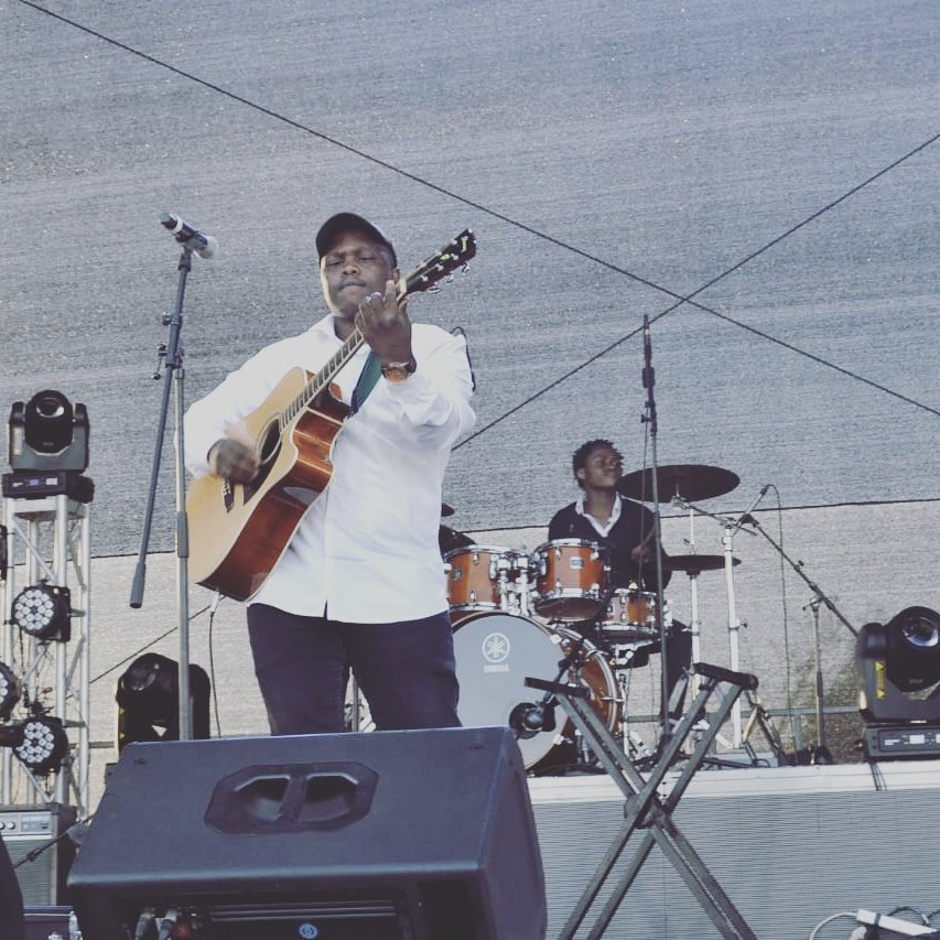 MziSA12's tweet photo. I was born to do this, I was born to entertain https://t.co/UBkPB2g7gm