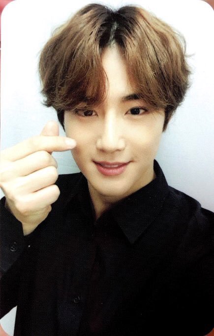 Almr1996's tweet image. Cute🐱🐰 💕💕💕💕💕💕💕
#MGMAVOTE #EXO @weareoneEXO