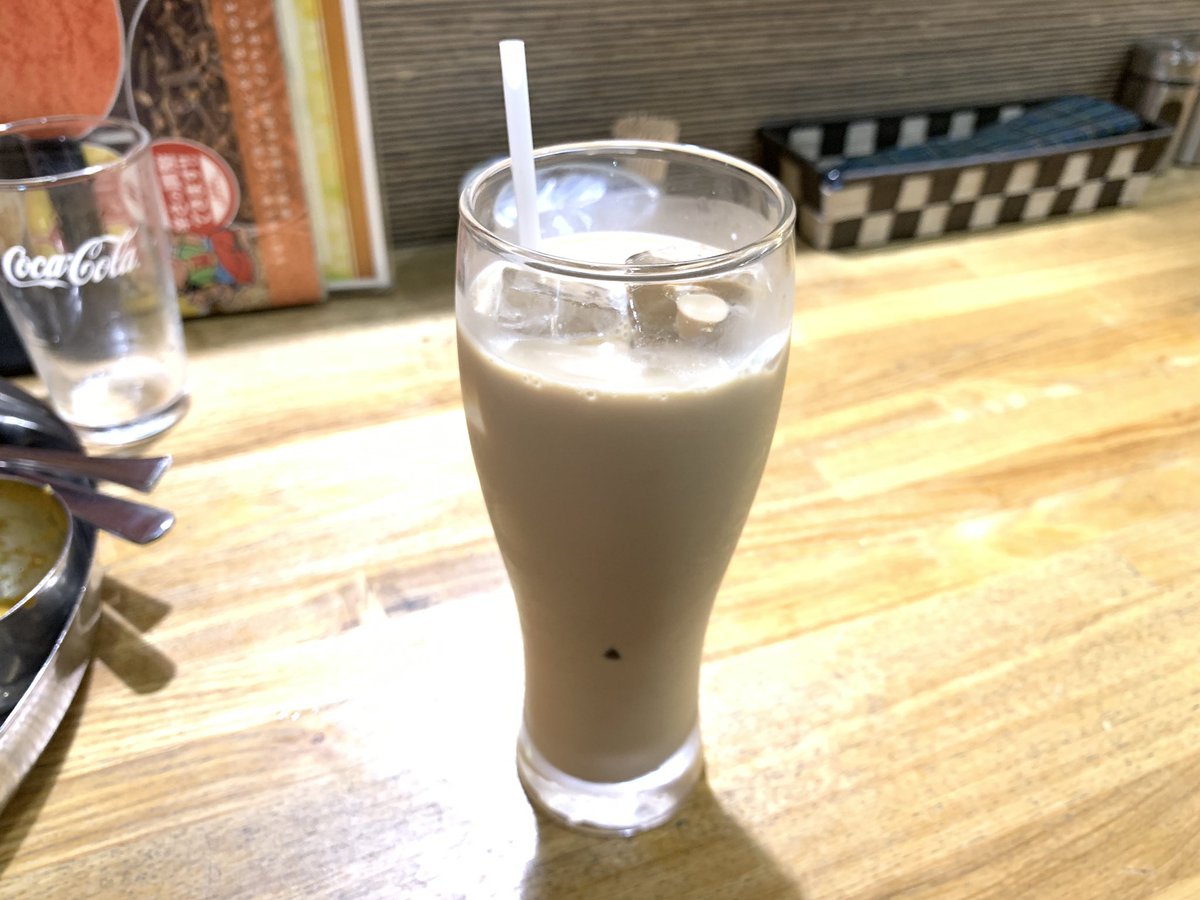 milky19720409's tweet photo. ( 'ω'o[Cランチ]o
ナン
サラダ
アイスチャイ
(左から)
ほうれん草カレー
ベジタブルカレー
チキンカレー

カレーは
4の辛口🌶🌶🌶🌶を選択

( 'ω'o[単品]o
ハニーチーズナン(M)

 #INPAL
 #インパール
 #ナンが好きナンです https://t.co/AOtv5f9wYT