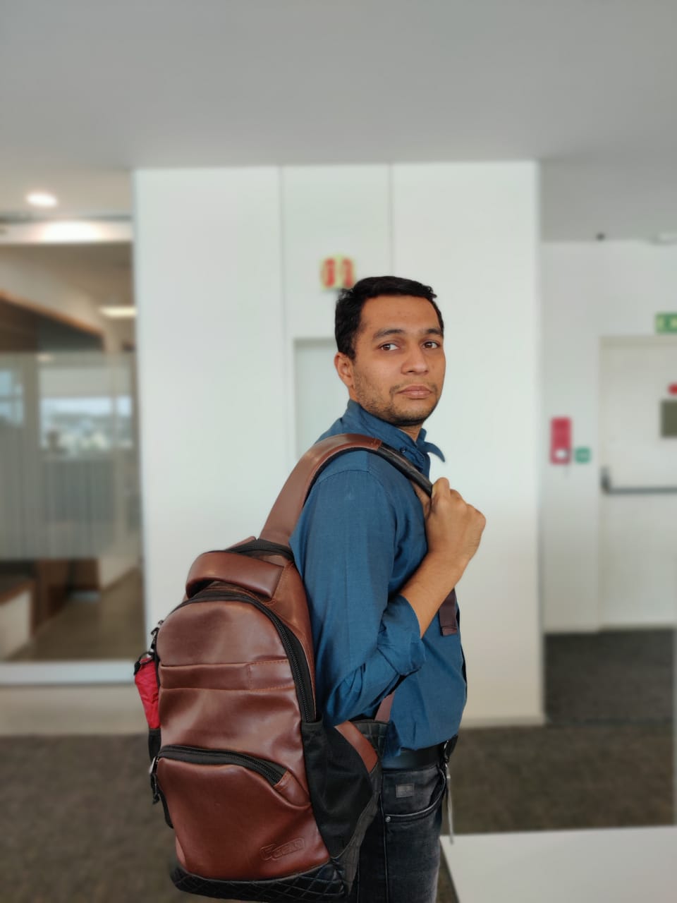Buy Fendo Danile 29L Large laptop backpack fit up to 14 Inch laptop with 2  Compartment for office,Travel,college use for men, Women (Brown) Online at  Best Prices in India - JioMart.