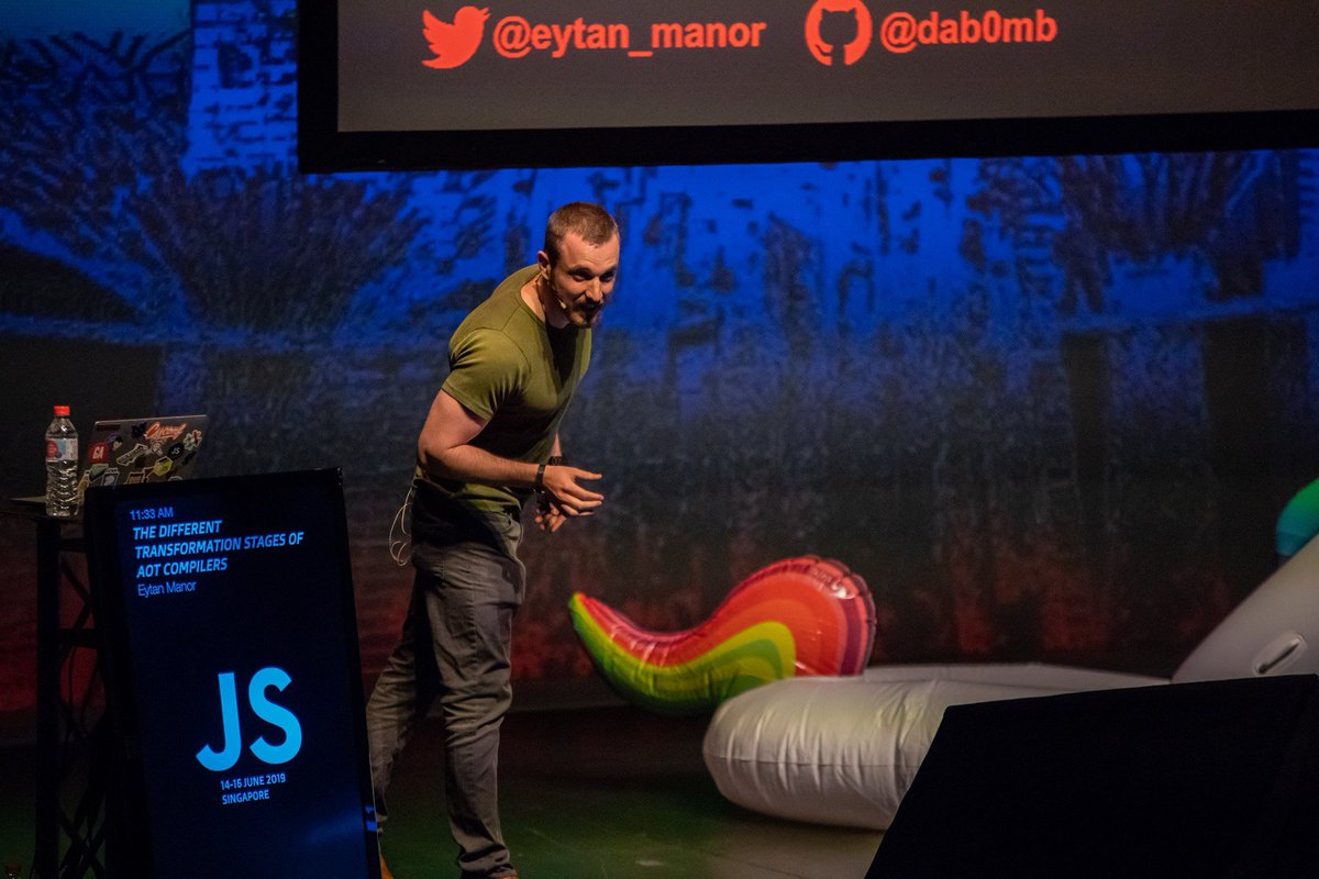 jsconfasia's tweet photo. The last day of #jsconfasia 2019 captured by our conference photographer. We keep these moments and a lot more as very special memories ๐ https://t.co/1rvov1fLoC https://t.co/IVaUISnAvb