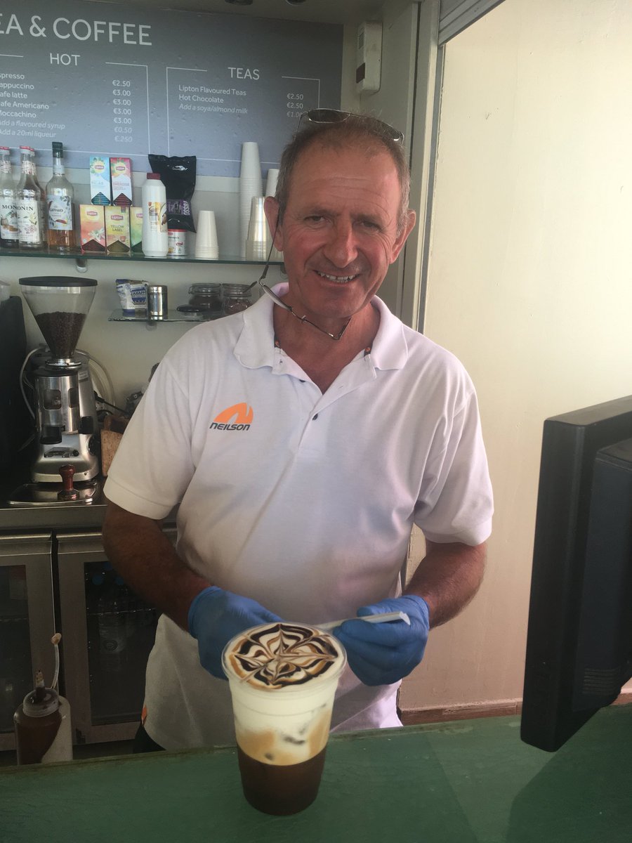 Another incredible freddo cappuccino from our coffee professional himself - Antonis!! #WhatADream #CoffeeisLife #ColdCoffee #Greece #PortomyrinaPalace #PoolBar #Neilson