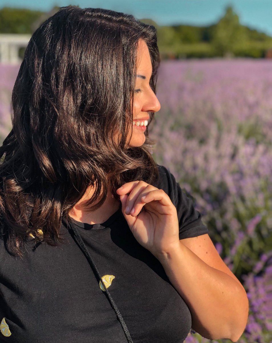 inviaggioconme's tweet photo. La Romania ci regala bellissime distese di fiori 🤩 

@exp_romania #Romania #Viaggi #Travel https://t.co/tzQPuNgqiG