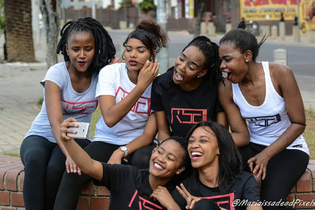 justrsa_com's tweet photo. We're a premium brand offering exclusive active/street wear. Our collections capture the vibrant and culture-rich diversity of South Africa, and invoke a sense of authenticity through the feel and touch of our products. https://t.co/0PEajqJrq6