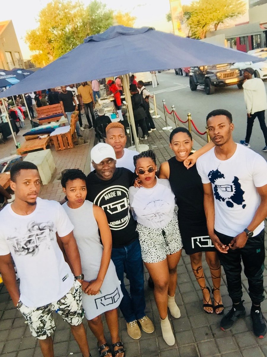 justrsa_com's tweet photo. We're a premium brand offering exclusive active/street wear. Our collections capture the vibrant and culture-rich diversity of South Africa, and invoke a sense of authenticity through the feel and touch of our products. https://t.co/0PEajqJrq6