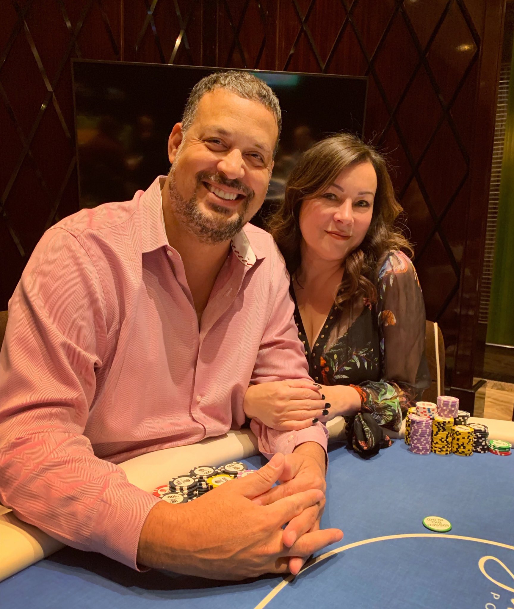 Jennifer Tilly On Twitter Great Night Playing With My Old Friend And New Dad Brokelivingjrb In The Super Posh Poker Room At Encorelasvegas Https T Co Lcjb57fs9u
