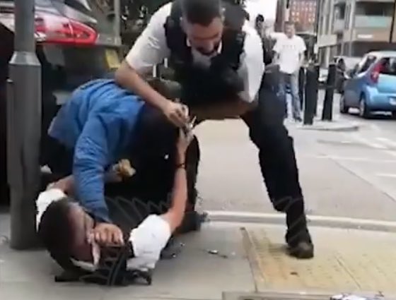 <a href="/itvlondon/">ITV London</a> <a href="/ChloeKeedyITV/">Chloe Keedy</a> Is this the bit where Mr Bentahar was “Pinned to the ground” or have you published edited footage in order to mislead your audience?

#FakeNews