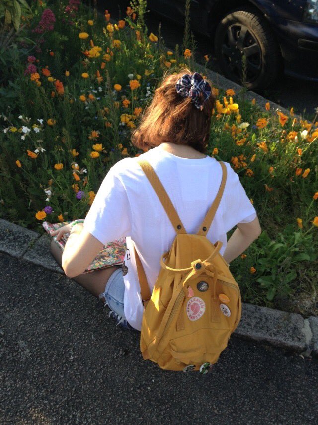 . (@7livex) on Twitter photo 