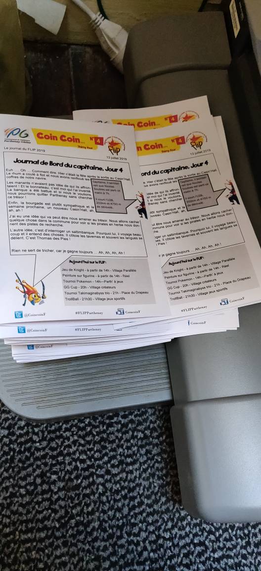 Le Coin Coin numéro 4 est en cours d'impression...  

Sortie officielle à 14h à l'accueil du Festival et retour du wuppie perdu pour le week-end.

Ce sont les Pies qui sont en interview

#FlipParthenay #J2S #Boardgame #Parthenay #jeu #wuppie #DeuxSevres #JeuDeSociete #jv