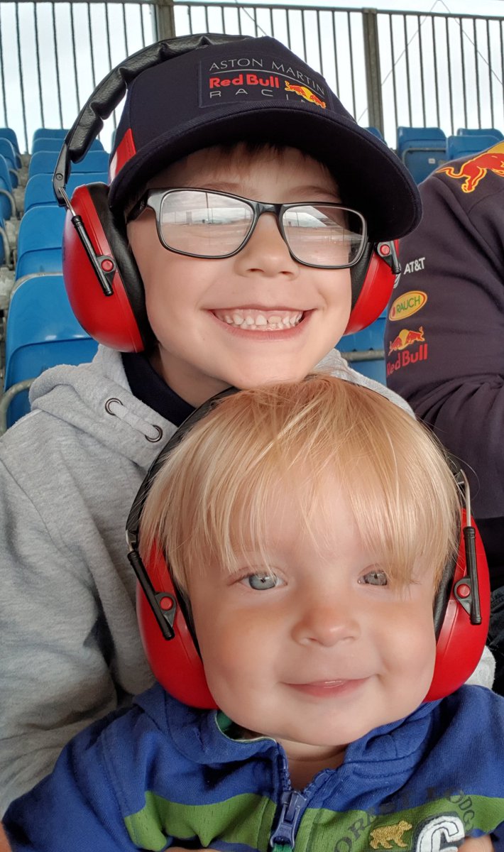 GIJem29's tweet photo. #mysilverstone @silverstone #luffield https://t.co/0S4dUf6Xd6