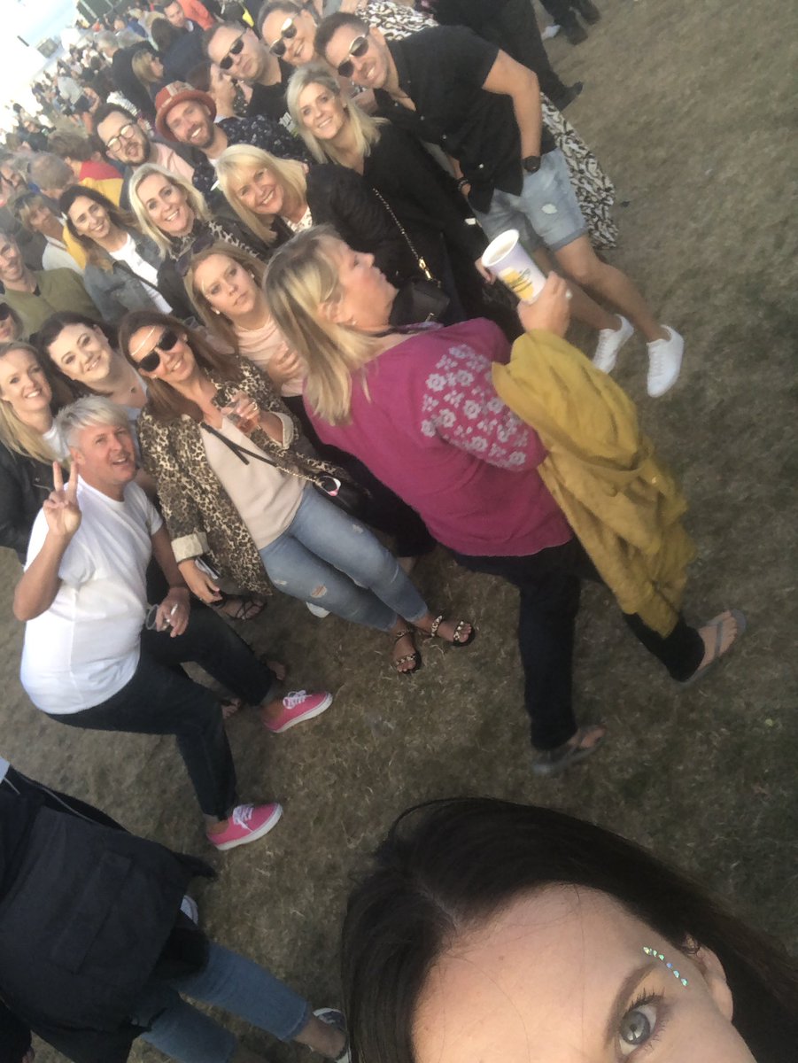 What a great day &amp; evening with Thomas Cook North Division <a href="/LythamFestival/">Lytham Festival</a> great to see you all <a href="/Nickitmitchell/">Nicki Tempestmitchel</a> Not sure who the woman in pink is 😂 #LythamFestival #KylieMinogue
