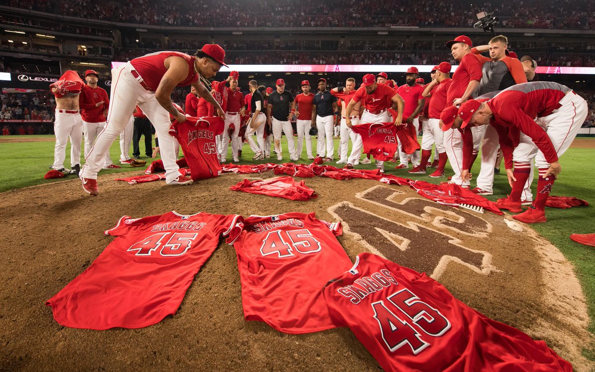 Angels's tweet photo. Goodnight. #TheHaloWay

📷 » https://t.co/MWmBSYDm36 https://t.co/0nyB3rZB6t