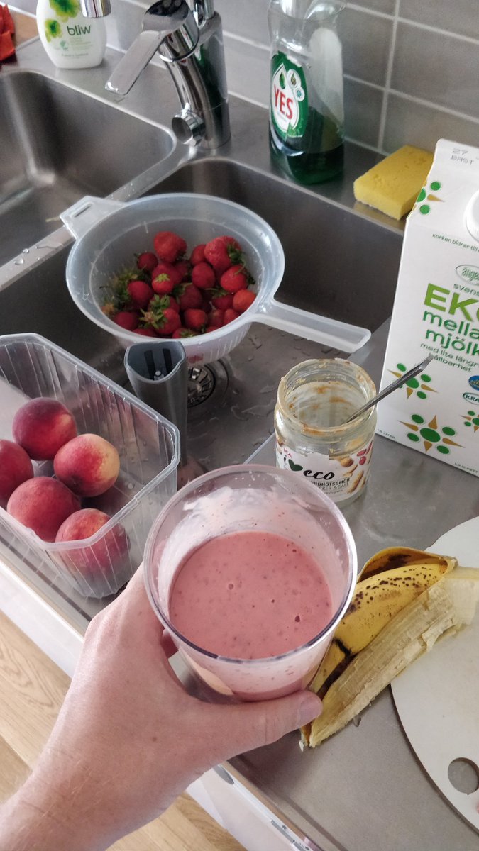 Filip Kiš (@filipkis) on Twitter photo Thank you <a href="/jamieoliver/">Jamie Oliver</a> for that special ingredient - peanut butter - works great in this #smoothie as well. #HappyWeekend Thank you <a href="/jamieoliver/">Jamie Oliver</a> for that special ingredient - peanut butter - works great in this #smoothie as well. #HappyWeekend