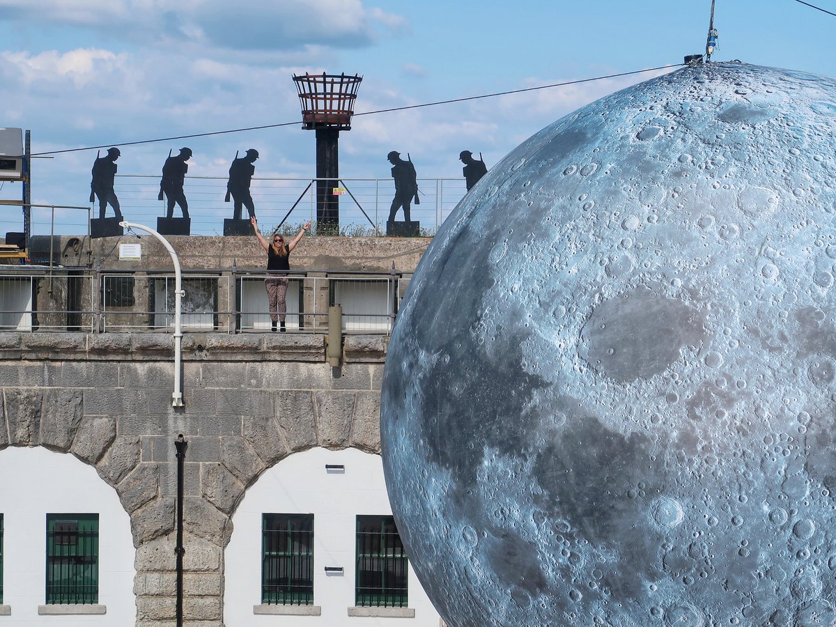 AD | Enjoying the #DorsetMoon in one of my favourite places this weekend - the Nothe Fort in Weymouth ❤️

With <a href="/artsdevco/">Arts Development Company</a> and <a href="/bsidefest/">b-side</a>