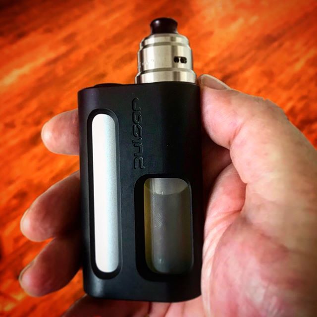 Vaper_Room's tweet image. Running the @taifun.official BTD #RDA #RSA on the #Moddog #Pulsar 
#vape #vaper #vapes #vapers #Vaping #instavape #vapelife #vapestagram #vapelyfe #vapepics #vapeclouds #clouds #cloudz #twitter #urbanvaper #vaperroom #flavourchaser #squonk #squonking #sq… ift.tt/2l84U26