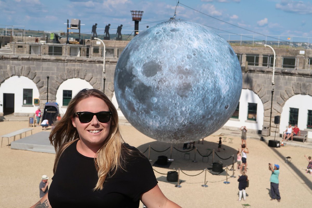 em_luxton's tweet photo. AD | Enjoying the #DorsetMoon in one of my favourite places this weekend - the Nothe Fort in Weymouth ❤️

With @artsdevco and @bsidefest https://t.co/pXavyoHNUa