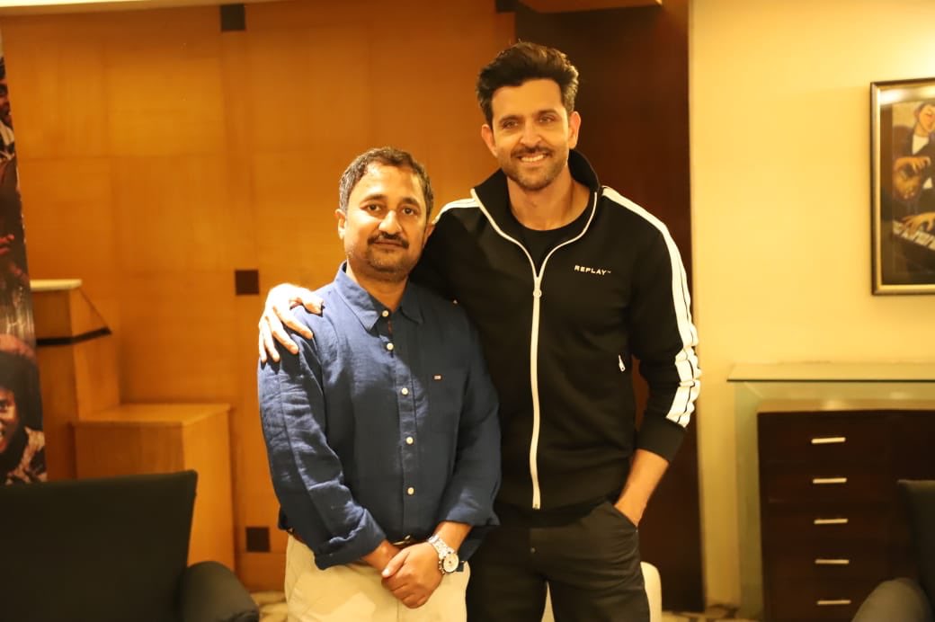 iHrithik's tweet photo. I hope n pray my boys share d kind of love n respect that Anand sir n Pranav sir share 4 each other. Pranav is d unsung pillar of strength to Anand Sir for his Super 30. Without him there would b no super n no 30. Pranav sir it has been a true honor to have known u. https://t.co/Huzqgvlds1