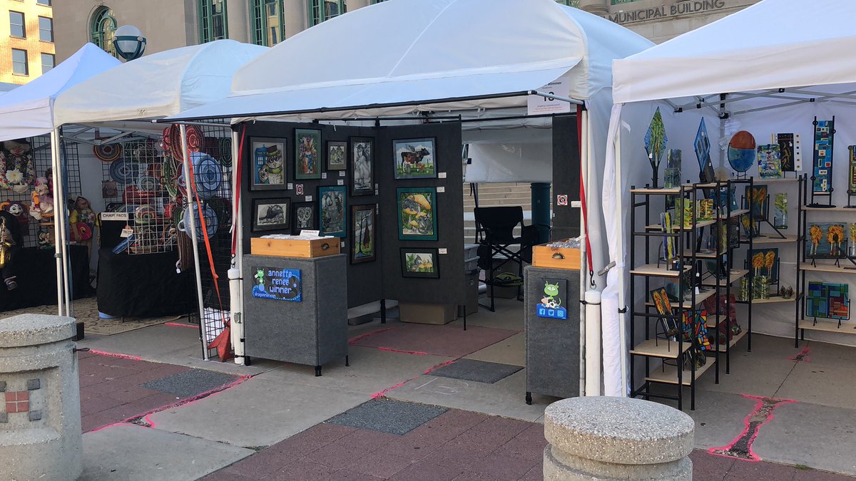 dragonmar's tweet image. The MADison Art Weekend is HERE!!!  Come stop by and say Hello!  Booth 13, Art Fair OFF The Square! #MadisonWI #Madison #FineArtFair #FineArt