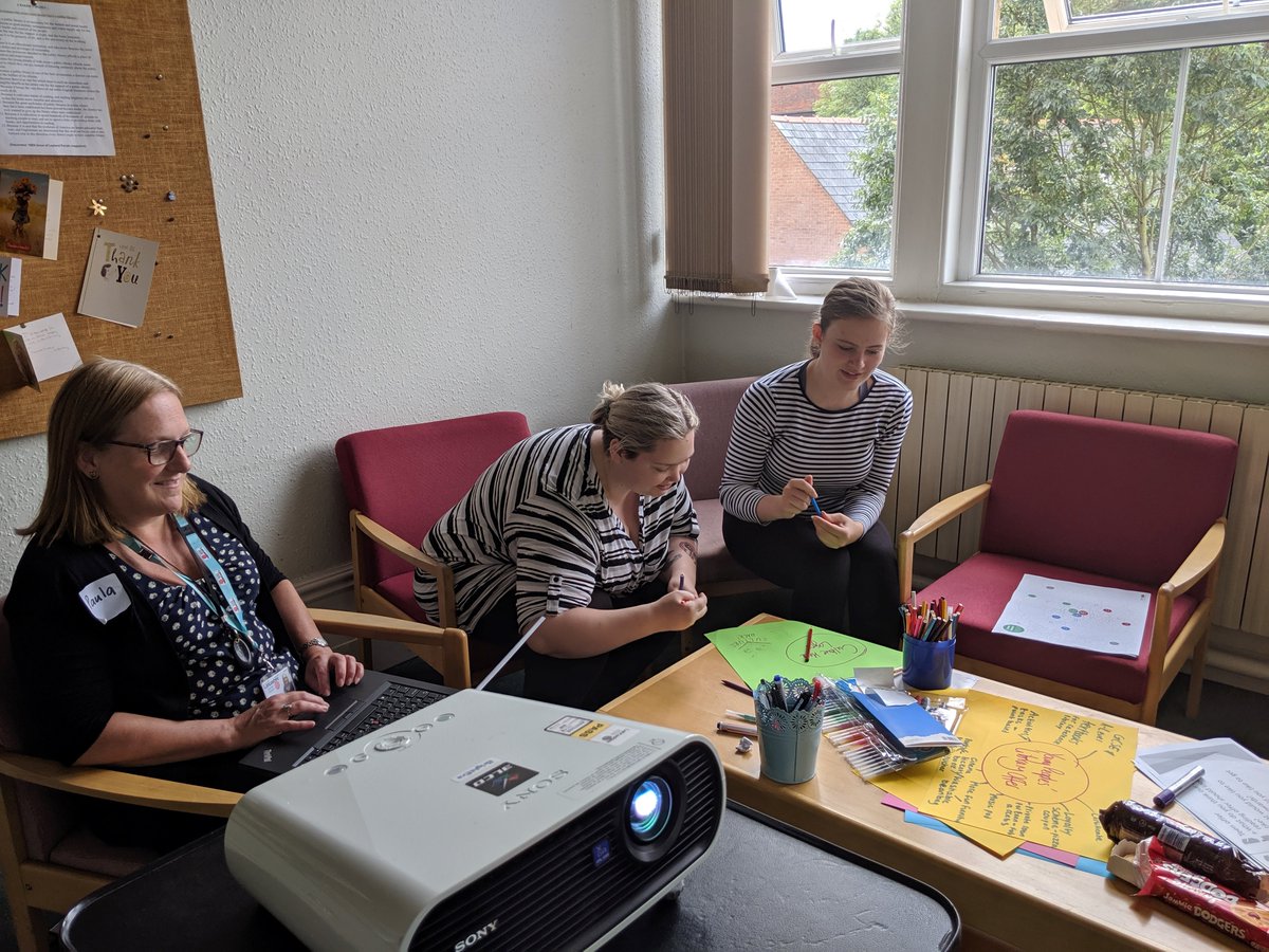 LancsLibraries's tweet photo. Making good use of @leapfrogtools in our discussions with our young volunteers. Lots of creative ideas from our #ReadingHacks at #ChorleyLibrary #HacktheLibrary https://t.co/MIghdkhRP0