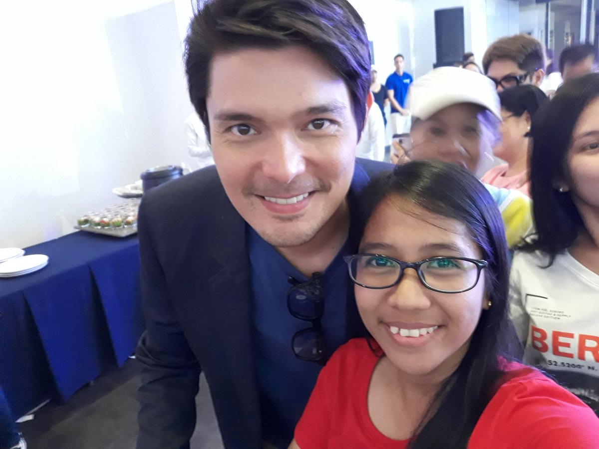 EmieErilla's tweet photo. Thank you so much Ms. @thisissammied of FleishmanHillard Manila, for inviting us (DongYanFans) at the event of Ensure Gold's #EnsureTheirStrength Press Launch with the brand ambassadors, kuya @dingdongdantes and Ms. Geleen. @ One Canvas Events Place https://t.co/OayxfTW5DW