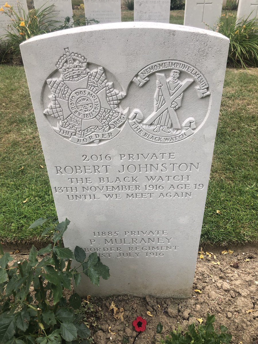 Moving inscriptions on the graves