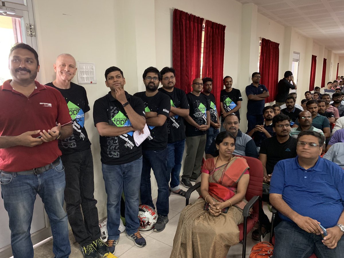sandeshr's tweet image. Hard working volunteers of @aioug_chennai @OGYatra #ogyatra #oracledatabase #thinkautonomous