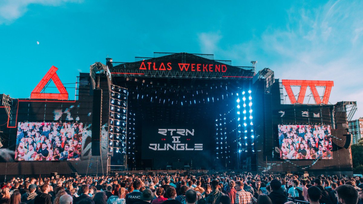 Always grateful for these moments 🏆 <a href="/BCLfestival/">Beach Cult Live Ayia Napa</a> in Cyprus tonight 🇨🇾 &amp; <a href="/SandFestUk/">SandFest</a> in Bournemouth tomorrow 🇬🇧

#RTRNIIJUNGLE 
#chaseandstatus