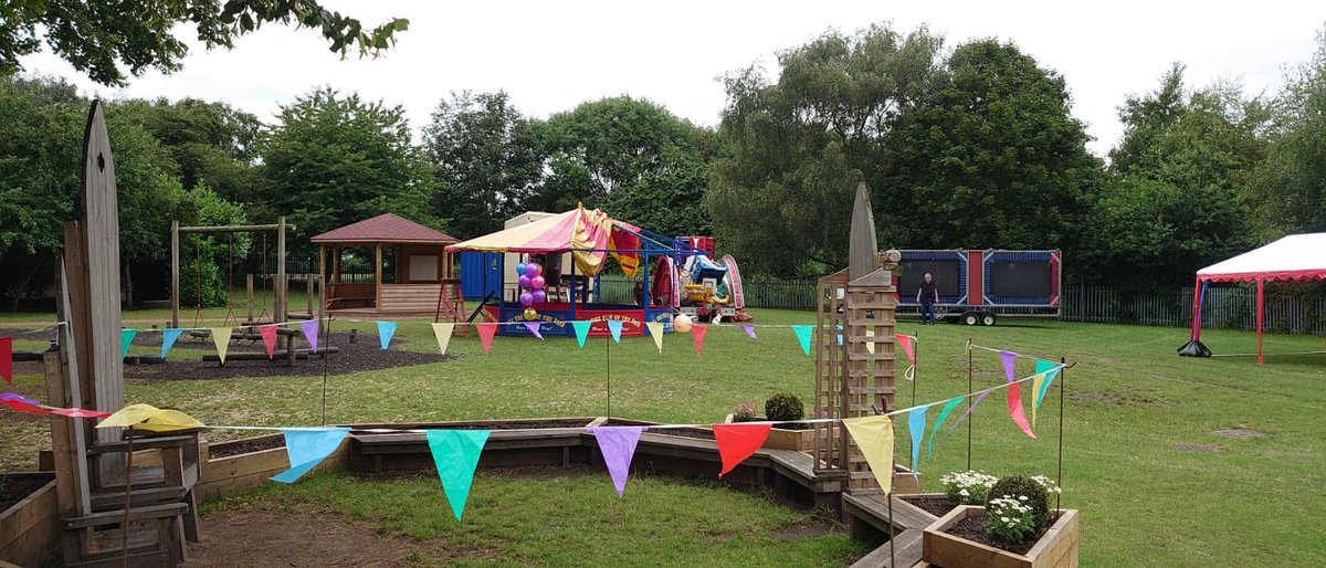 StThomasNetwork's tweet photo. Today is the day, we are setting up ready to welcome everyone after the ‘Walk of Witness’ who is excited #stocktonheath #stocktonheathwalkingday #circus #silcocks #liveband https://t.co/ziOCS8clvr