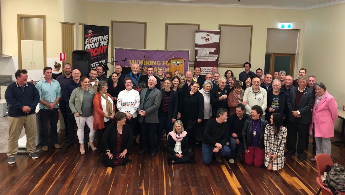 sallymcmanus's tweet photo. With the good trade unionists of Toowoomba https://t.co/01cAI3e7DZ
