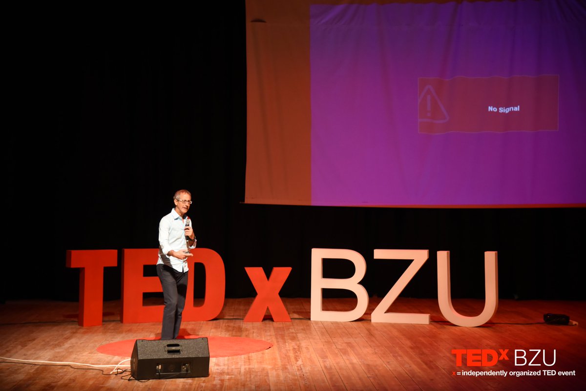 TEDxBZU's tweet photo. The first speaker at the TEDxBZU conference was Marwan Tarazi ,the Director of the Center for Continuing Education at Birzeit University. Tarazi highlighted the challenges and obstacles facing the Palestinian and Arab educational systems .

#TEDx_BZU #GatheringPieces https://t.co/ZfFrwYx7MF