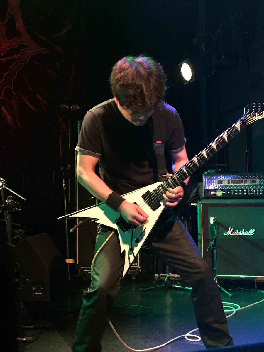 0528yunfat's tweet photo. CRYPTOPSYライブ オープニングアクト CRYPTOPSYライブ オープニングアクト
韓国🇰🇷 MEMNOCH
リードギターの人
入江慎也と月亭方正に似たような方で
タイプとしては、マイケル・アモットをbrutalにした感じ。吉本芸人顔だね。
#MEMNOCH https://t.co/dJlmLW2s78